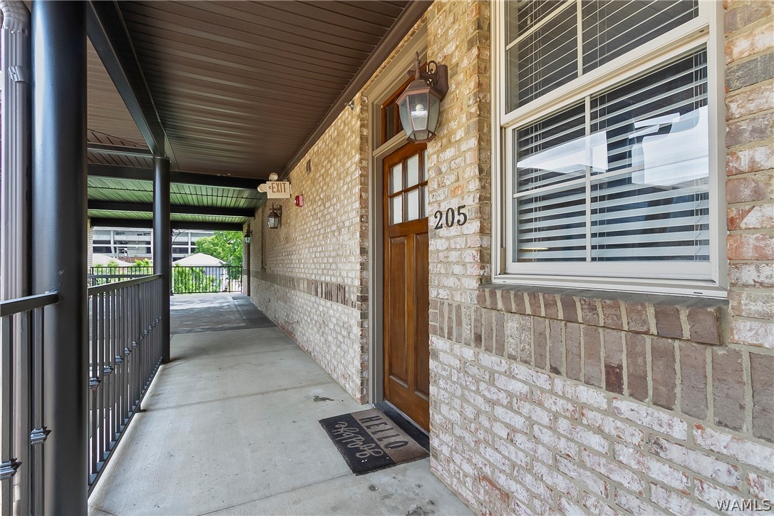 820 Frank Thomas Avenue Tuscaloosa AL 35401