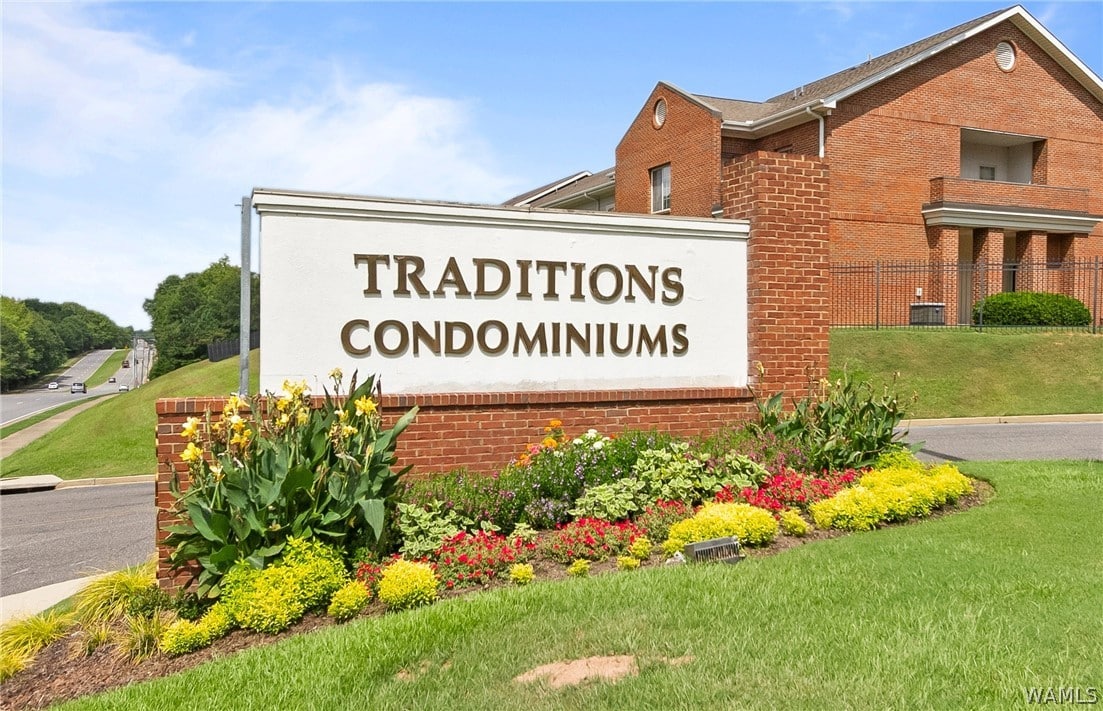 3218 Veterans Memorial PKWY Tuscaloosa AL 35404