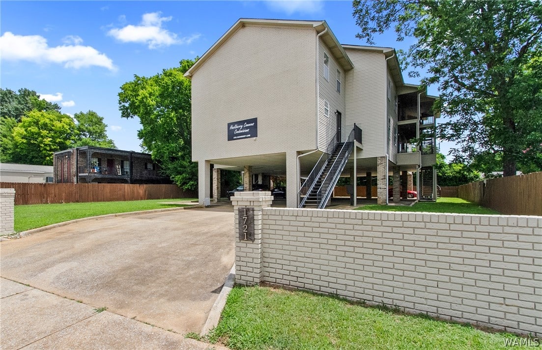 1721 Hackberry Lane Tuscaloosa AL 35401
